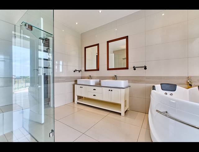 5 BEDROOM HOUSE FOR SALE IN BLUE HILLS EQUESTRIAN ESTATE